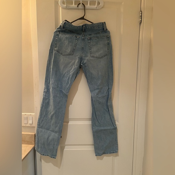 Uniqlo ripped high-waist jeans - Picture 2 of 2